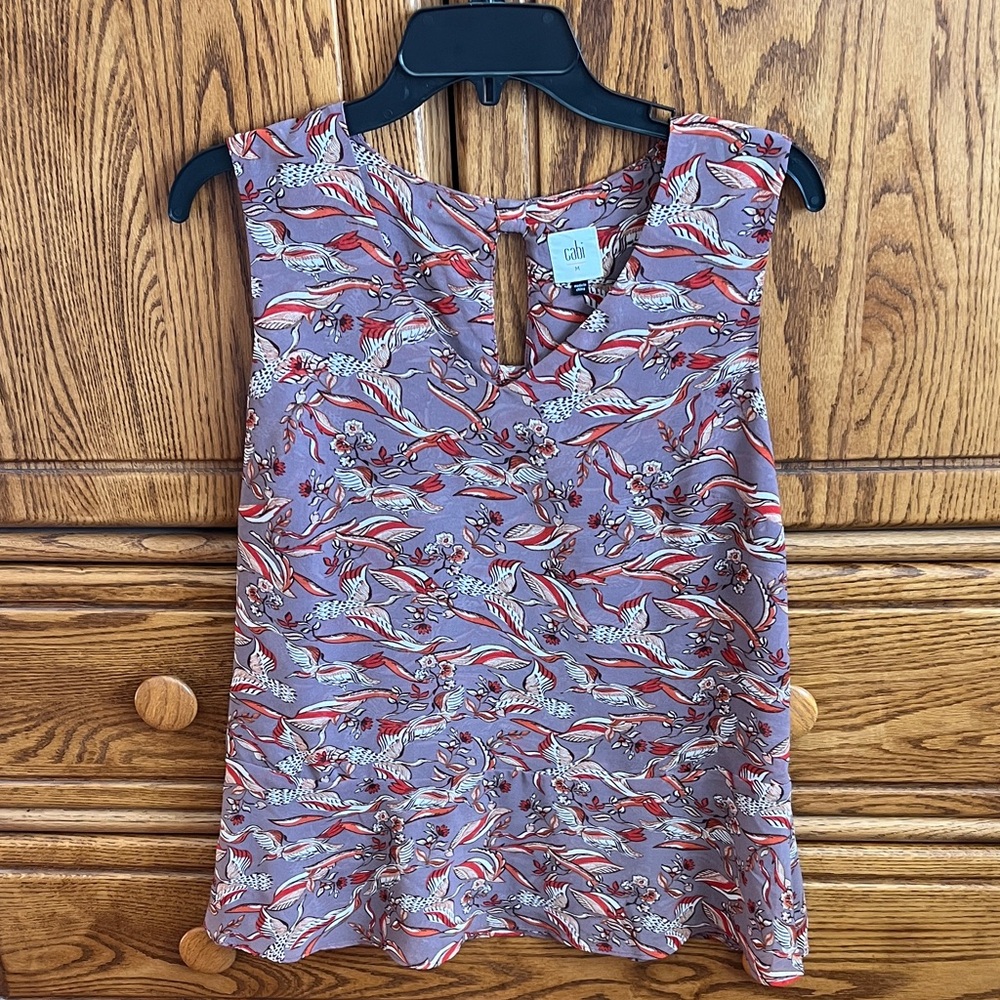 Chic Cabi Sleeveless Top. Taupe/gray with orange/gold details.